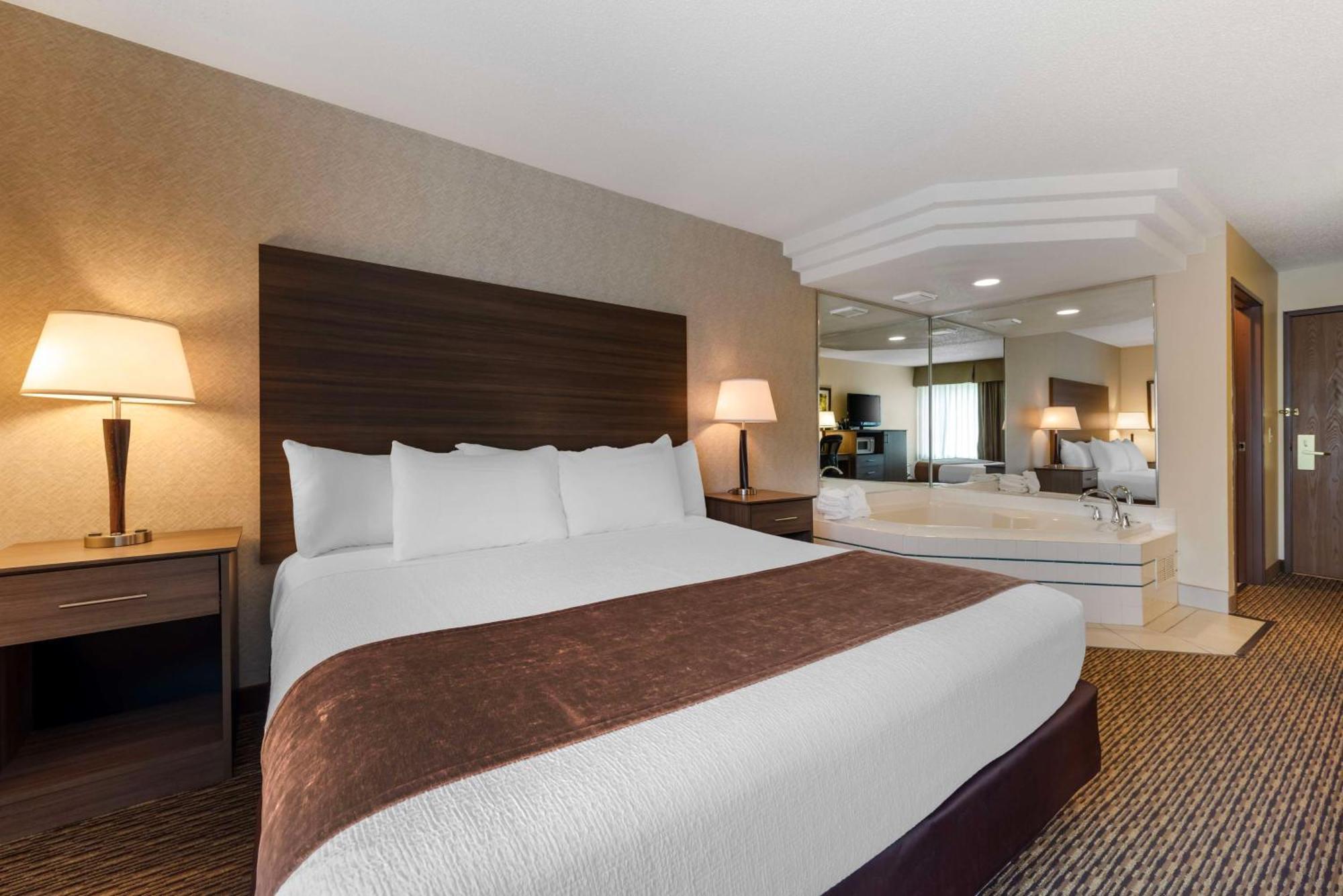 Best Western Spooner Riverplace Exterior photo